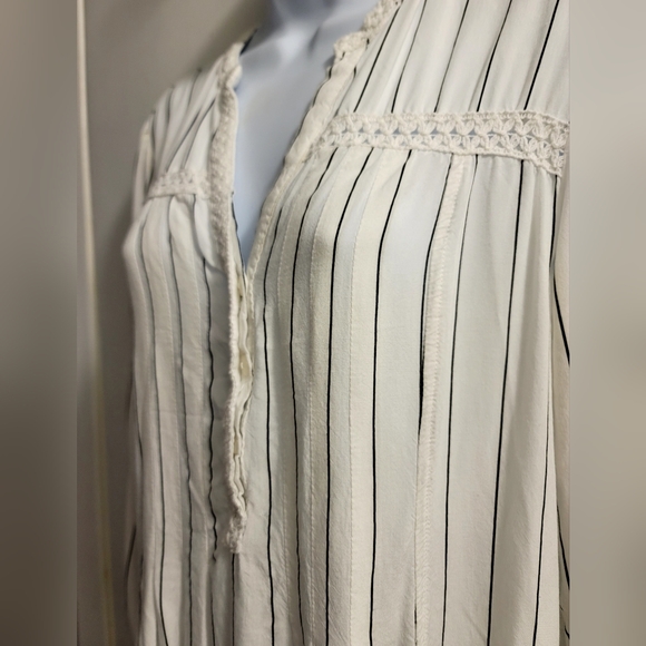 Boutique Bailey & Chloe top M - Picture 4 of 8